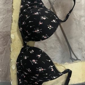 Victoria secret 32C bra $30 black